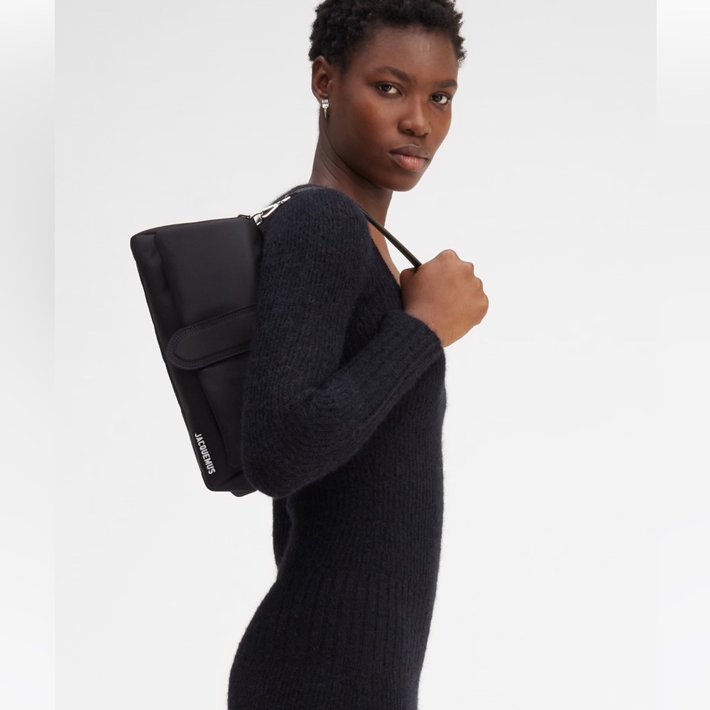 LE CHOUCHOU “Le Bambimou Nylon”
Puffed nylon flap bag. unisex - Picture 4 of 5